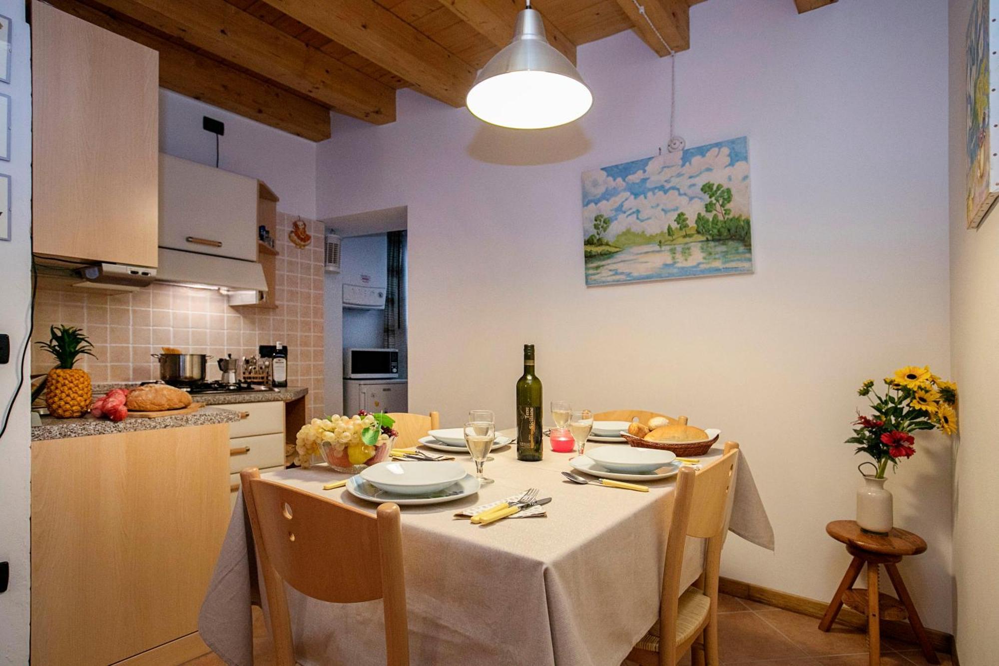 Appartamento Centro Storico Riva - Happy Rentals Exterior photo